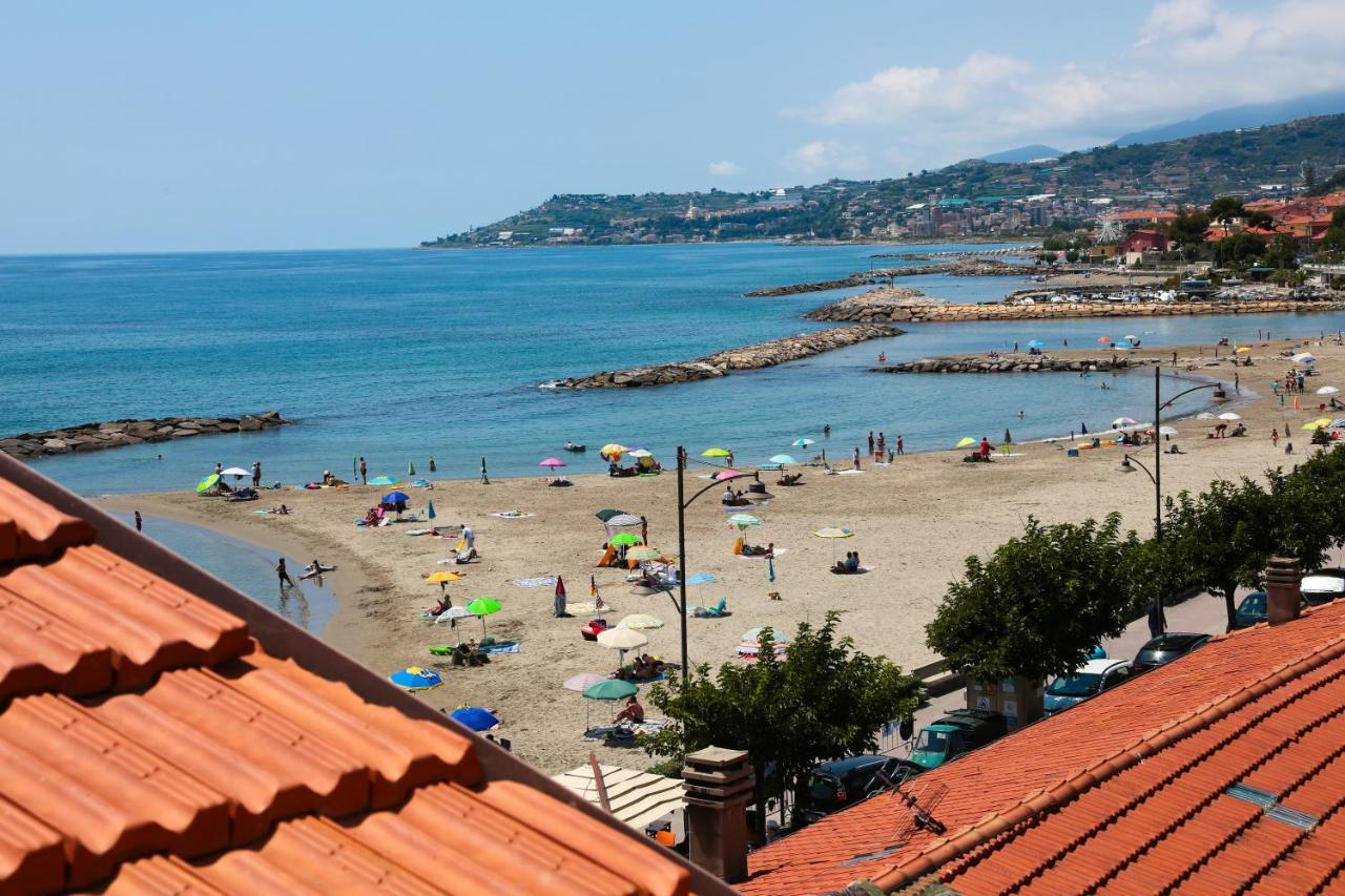 Villa Il Convento Sul Mare Santo Stefano al Mare Exterior foto
